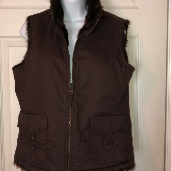 Old Navy REVERSIBLE faux fur winter vest Medium - Picture 3 of 7